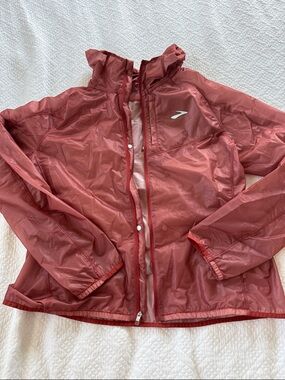 Brooks Women's Dusty Red Lightweight Utility Jacket